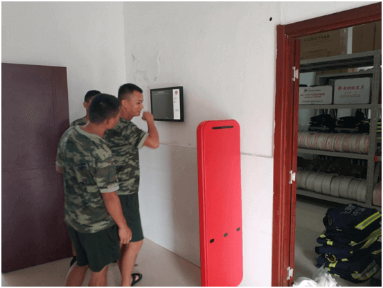 济南某队为提高备品管理升级，使用科技智能柜、智能工具柜